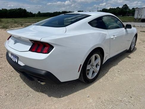 Used 2026 Ford Mustang Premium RWD image 6