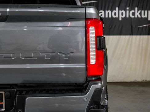 Used 2024 Ford F250 Lariat image 43
