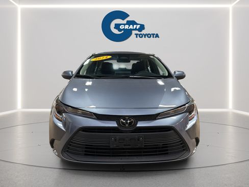 Used 2024 Toyota Corolla LE FWD image 2