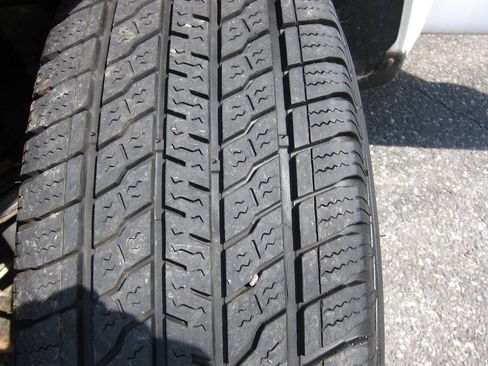 Used 2014 Ford F150 XL w/ XL Decor Group RWD image 15