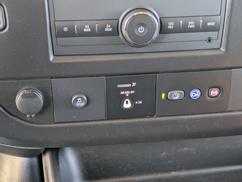 Used 2023 Chevrolet Express 3500 LS image 24