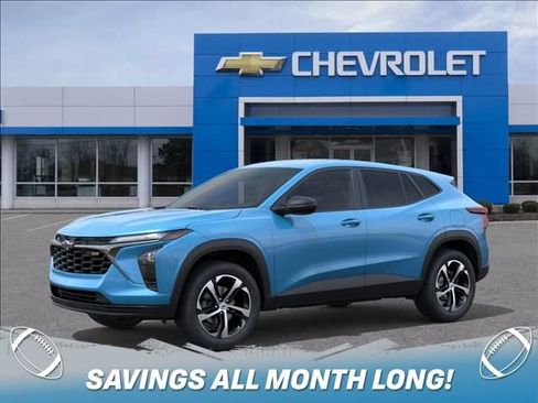 New 2026 Chevrolet Trax RS w/ Driver Confidence Package FWD image 2