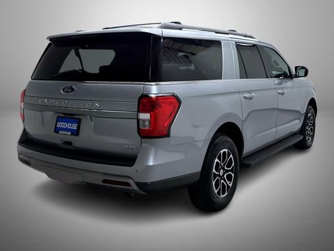 Used 2024 Ford Expedition Max XLT image 5