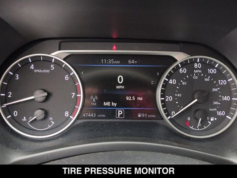 Used 2024 Nissan Sentra SV FWD image 19