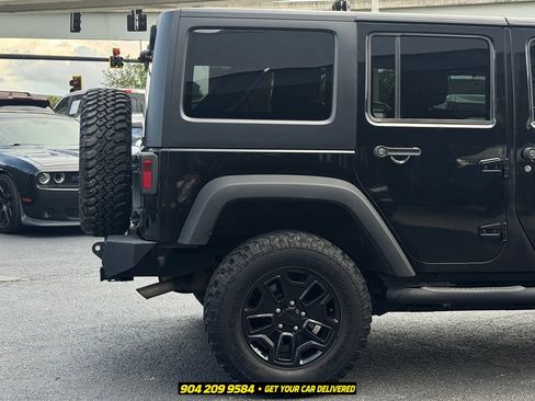 Used 2018 Jeep Wrangler Unlimited Sport AWD/4WD image 8