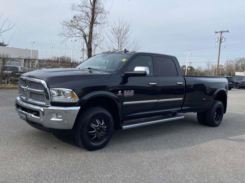 Used 2016 RAM 3500 Laramie image 3