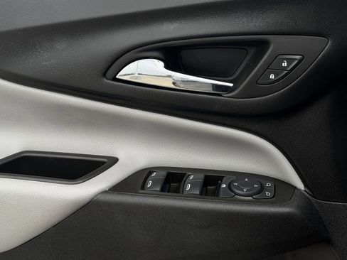 Used 2024 Chevrolet Equinox LS w/ LS Convenience Package FWD image 21