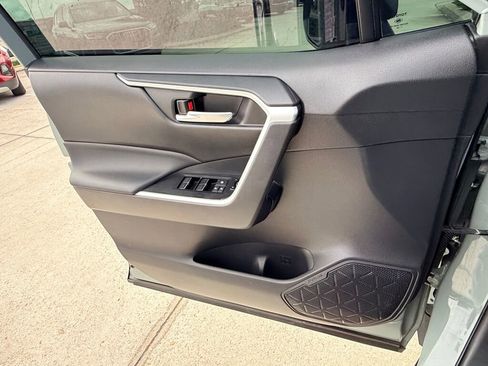 Used 2023 Toyota RAV4 XLE image 22