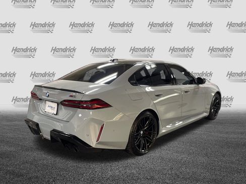 Used 2026 BMW M5 w/ Carbon Package AWD/4WD image 9