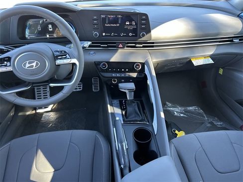 New 2026 Hyundai Elantra Sport image 4