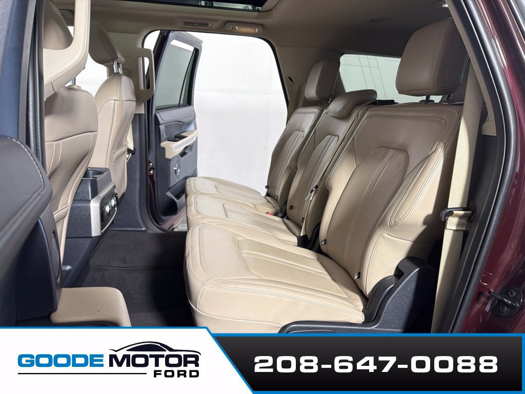 Used 2024 Ford Expedition Max Limited AWD/4WD image 19
