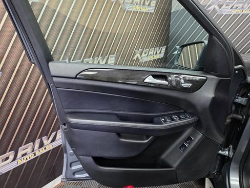 Used 2018 Mercedes-Benz GLS 450 4MATIC image 16