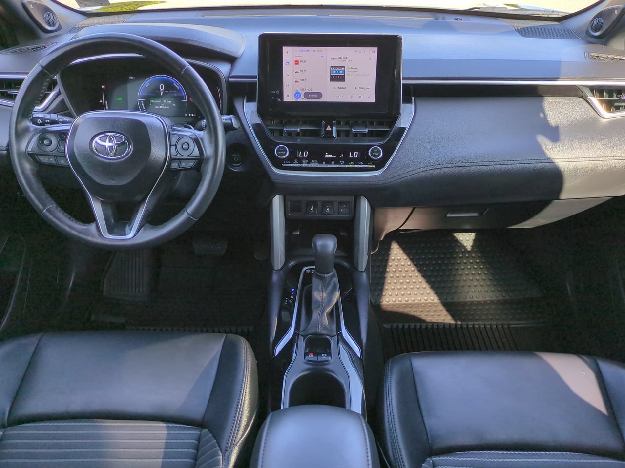 Used 2024 Toyota Corolla Cross AWD Hybrid w/ Convenience Package image 15