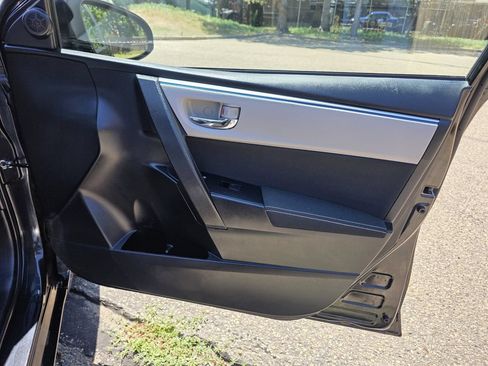 Used 2016 Toyota Corolla LE FWD image 21