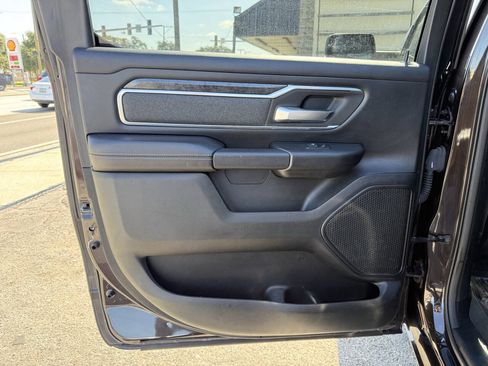 Used 2019 RAM 1500 Big Horn AWD/4WD image 19