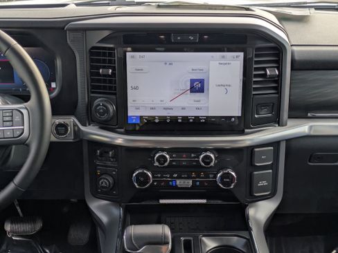 New 2025 Ford F150 Lariat w/ Equipment Group 502A High image 21