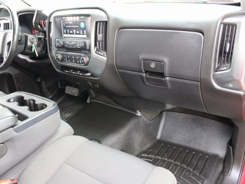 Used 2018 Chevrolet Silverado 1500 LT image 24