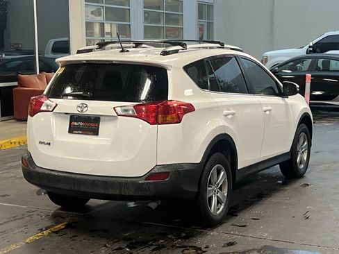 Used 2015 Toyota RAV4 XLE FWD image 9