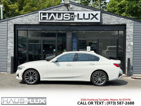 Used 2019 BMW 330i xDrive Sedan w/ Premium Package AWD/4WD image 7