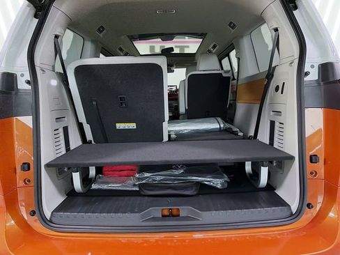 New 2025 Volkswagen ID. Buzz 1st Edition image 26