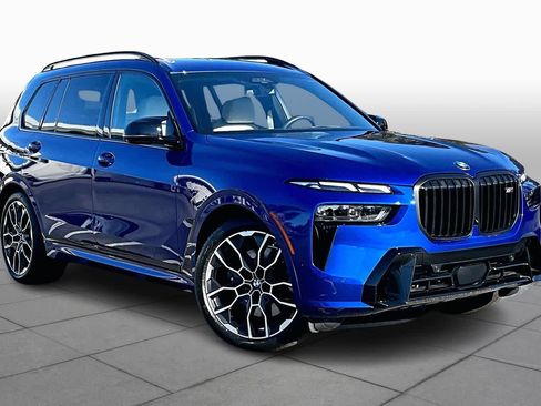 Used 2026 BMW X7 M60i image 3