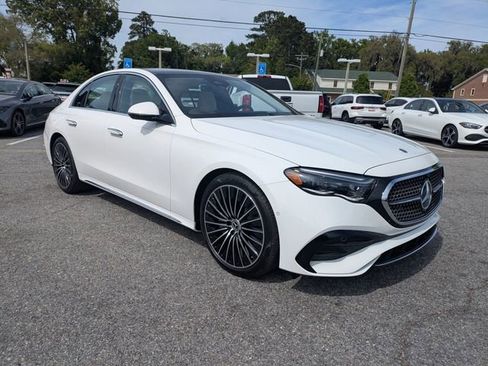 New 2026 Mercedes-Benz E 450 4MATIC Sedan image 2