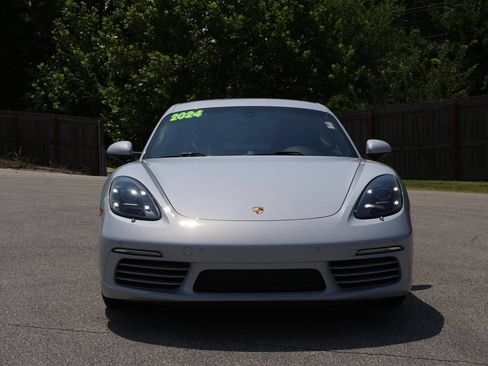 Used 2024 Porsche 718 Cayman RWD image 12