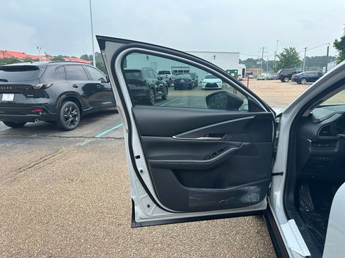 New 2026 MAZDA CX-30 AWD 2.5 S w/ Select Sport Pkg image 6