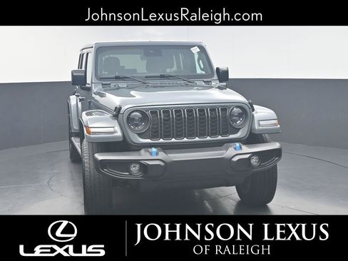 Used 2024 Jeep Wrangler Unlimited w/ Convenience Group image 5