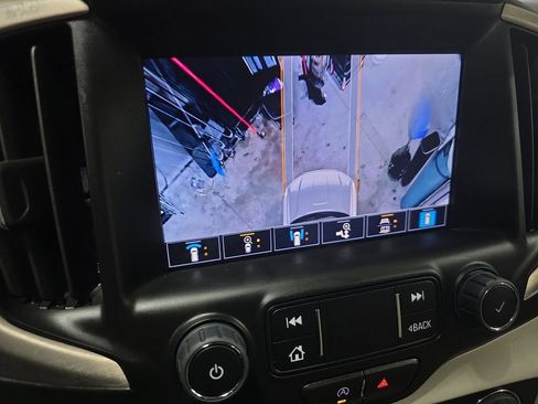 Used 2024 GMC Terrain Denali w/ Denali Premium Package image 27