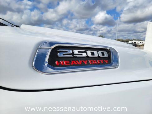 Used 2022 RAM 2500 Limited image 11