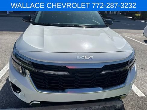 Used 2024 Kia Seltos S AWD/4WD image 1