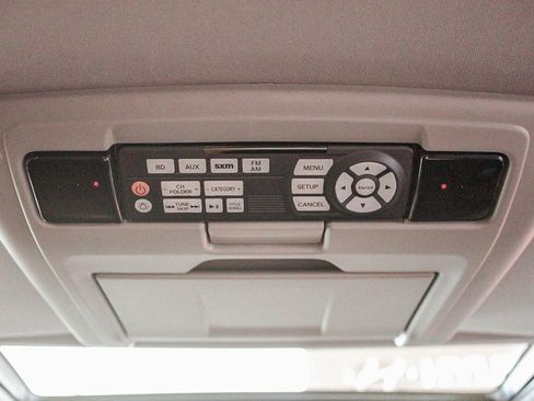 Used 2016 Honda Pilot Elite image 17