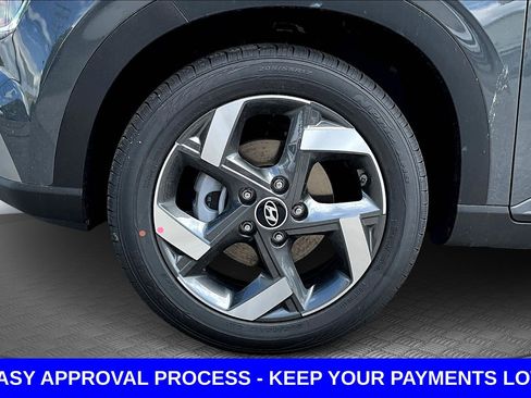 Used 2026 Hyundai Venue SEL FWD image 15