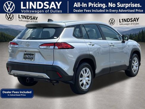 Used 2022 Toyota Corolla Cross L AWD/4WD image 7