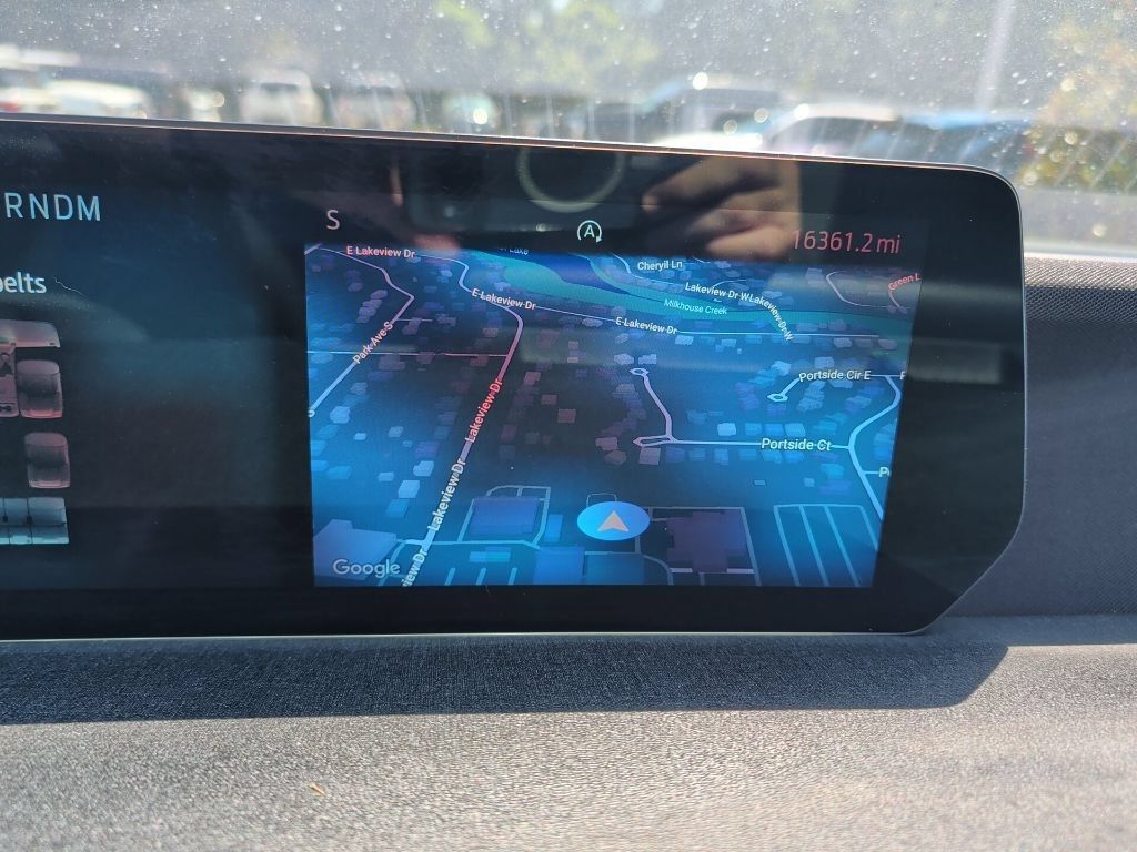 Used 2025 Ford Expedition Active RWD image 14