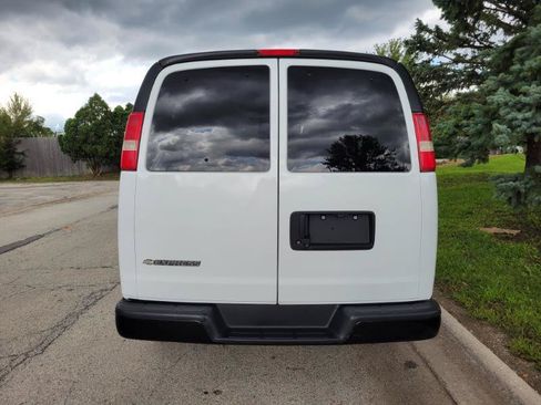 Used 2017 Chevrolet Express 2500 LS RWD image 22
