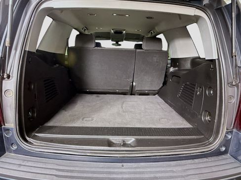 Used 2019 Chevrolet Tahoe LS image 33
