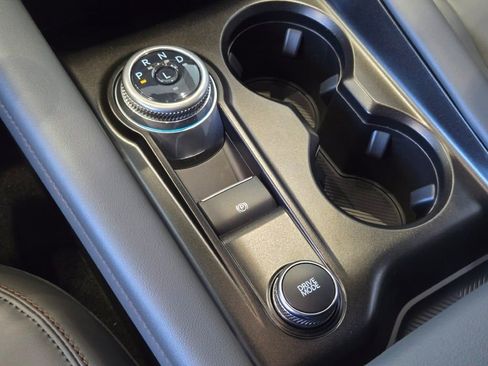 New 2026 Ford Explorer Active w/ Active Comfort Package image 30