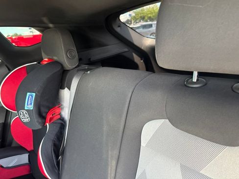 Used 2024 Chevrolet Trax RS FWD image 11