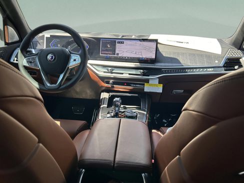 New 2026 BMW ALPINA XB7 AWD/4WD image 7