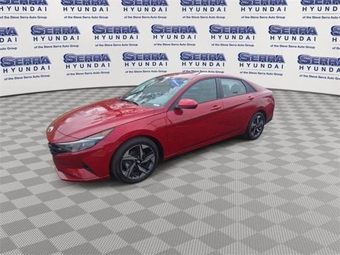 Certified 2023 Hyundai Elantra SEL w/ Convenience Package image 5