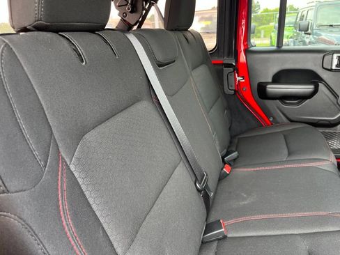 Used 2021 Jeep Wrangler Unlimited Rubicon AWD/4WD image 50