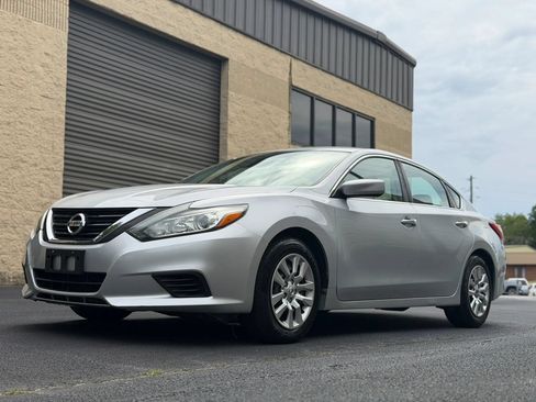 Used 2016 Nissan Altima 2.5 S w/ Power Driver Seat Package FWD image 41