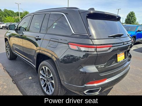 Used 2023 Jeep Grand Cherokee Overland AWD/4WD image 6