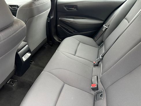 Used 2023 Toyota Corolla LE image 11