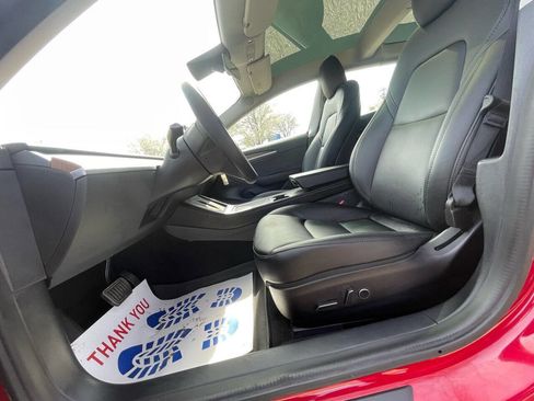 Used 2021 Tesla Model 3 Standard Range Plus image 7