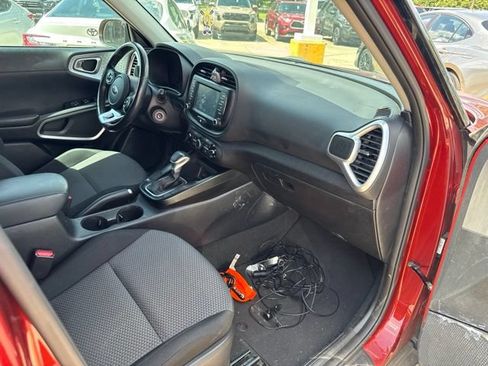 Used 2020 Kia Soul X-Line FWD image 13