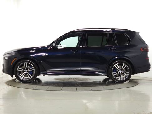Used 2026 BMW X7 xDrive40i w/ M Sport Package AWD/4WD image 5