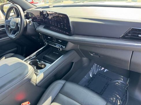 Certified 2025 Chevrolet Tahoe Z71 image 5